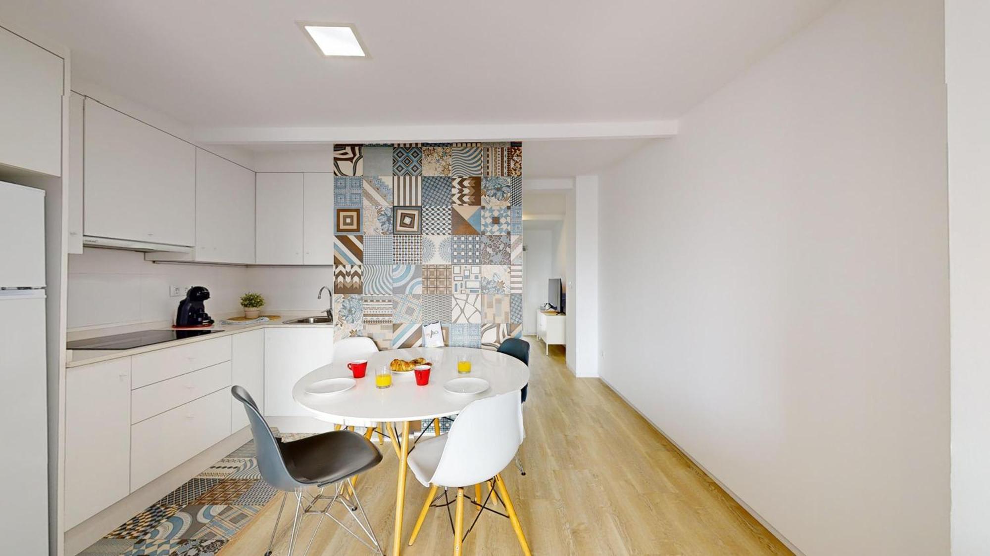 Myflats Old Corner Apartment อาลิกันเต ภายนอก รูปภาพ