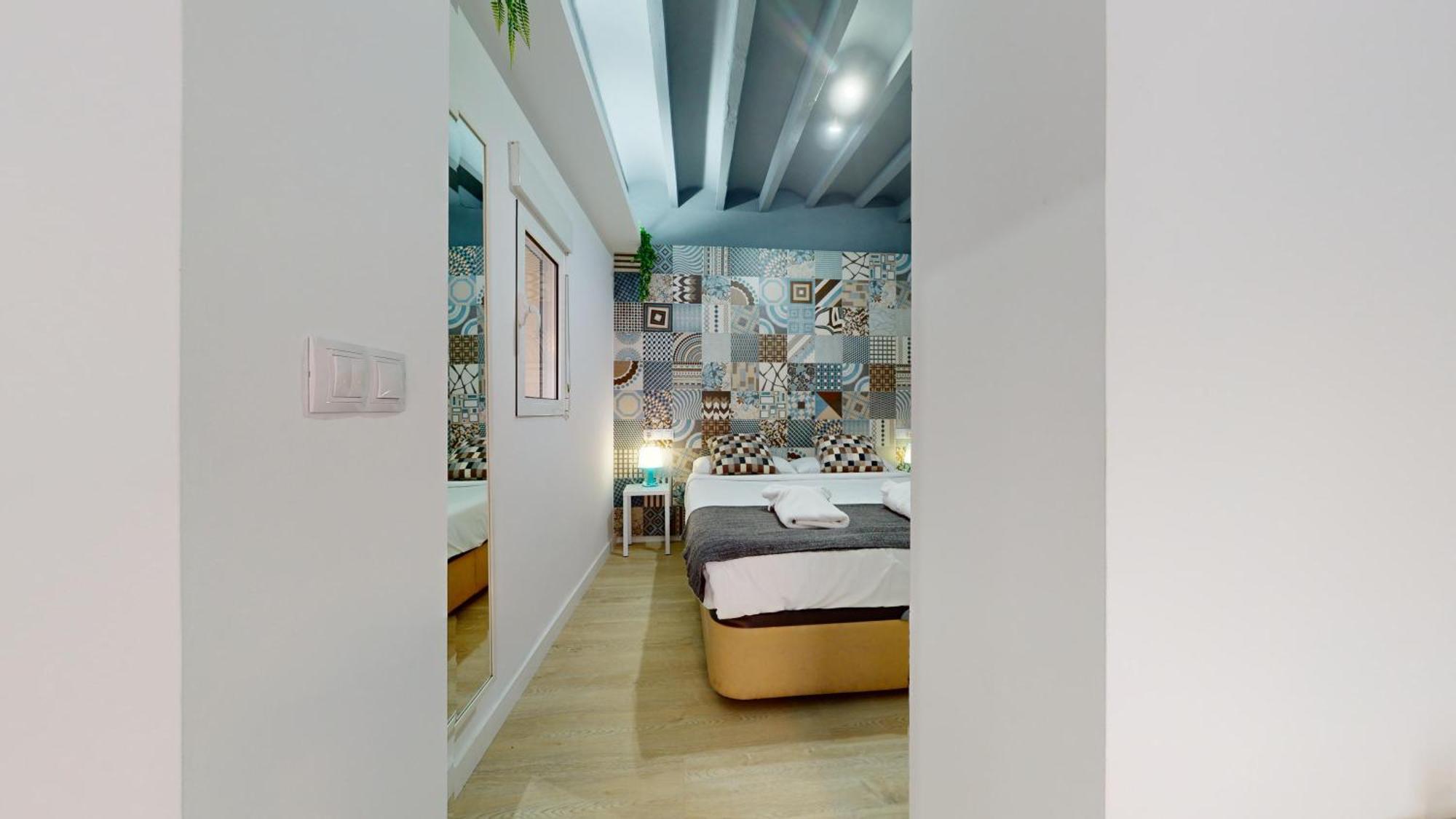 Myflats Old Corner Apartment อาลิกันเต ภายนอก รูปภาพ
