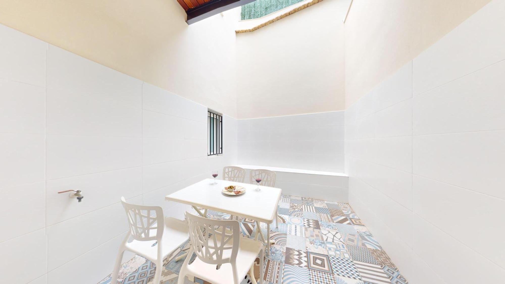 Myflats Old Corner Apartment อาลิกันเต ภายนอก รูปภาพ