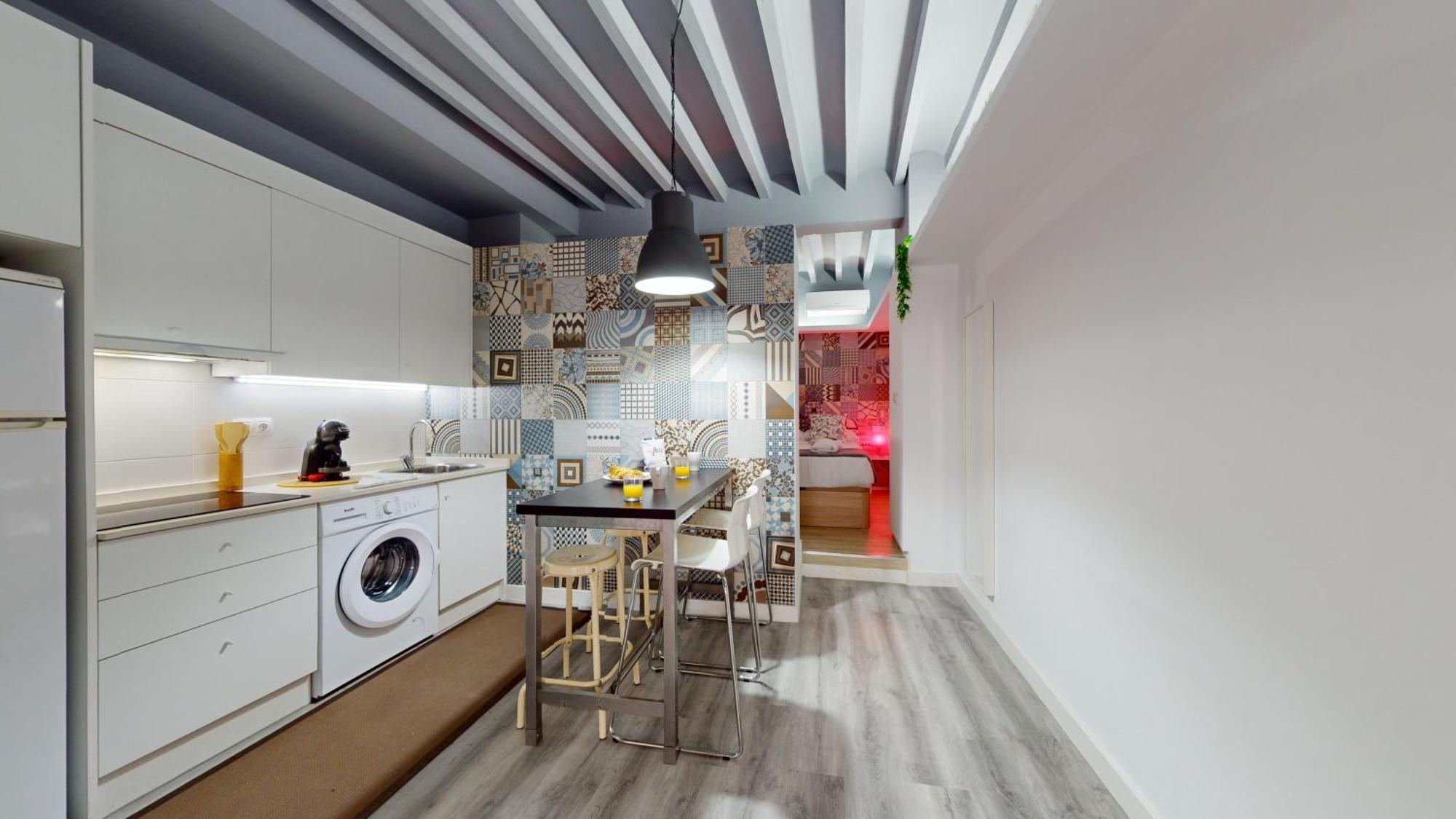 Myflats Old Corner Apartment อาลิกันเต ภายนอก รูปภาพ